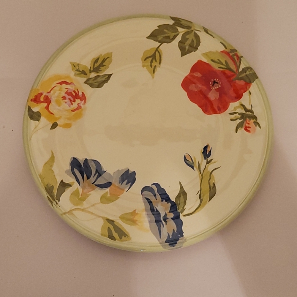 Emma's Garden Plate